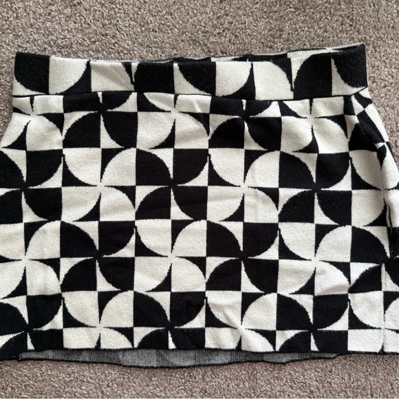 Show Me Your MuMu Tippi Skirt - Picture 2 of 2